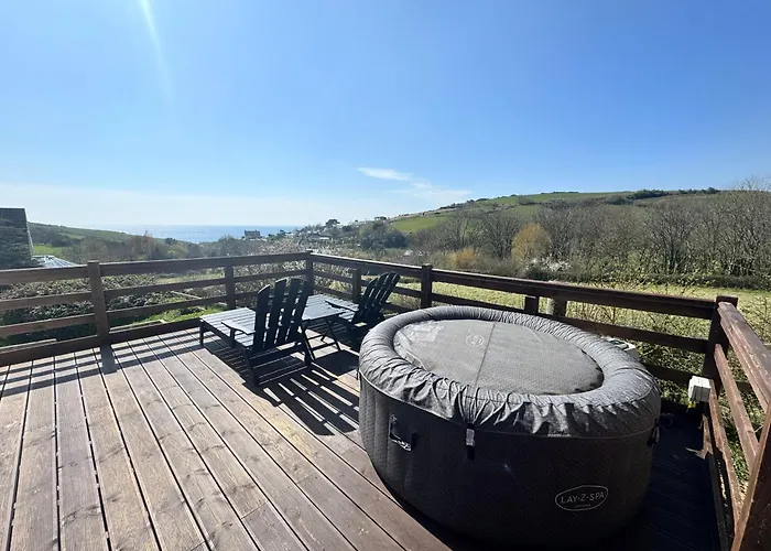 Eype\'S Mouth Country Hotel