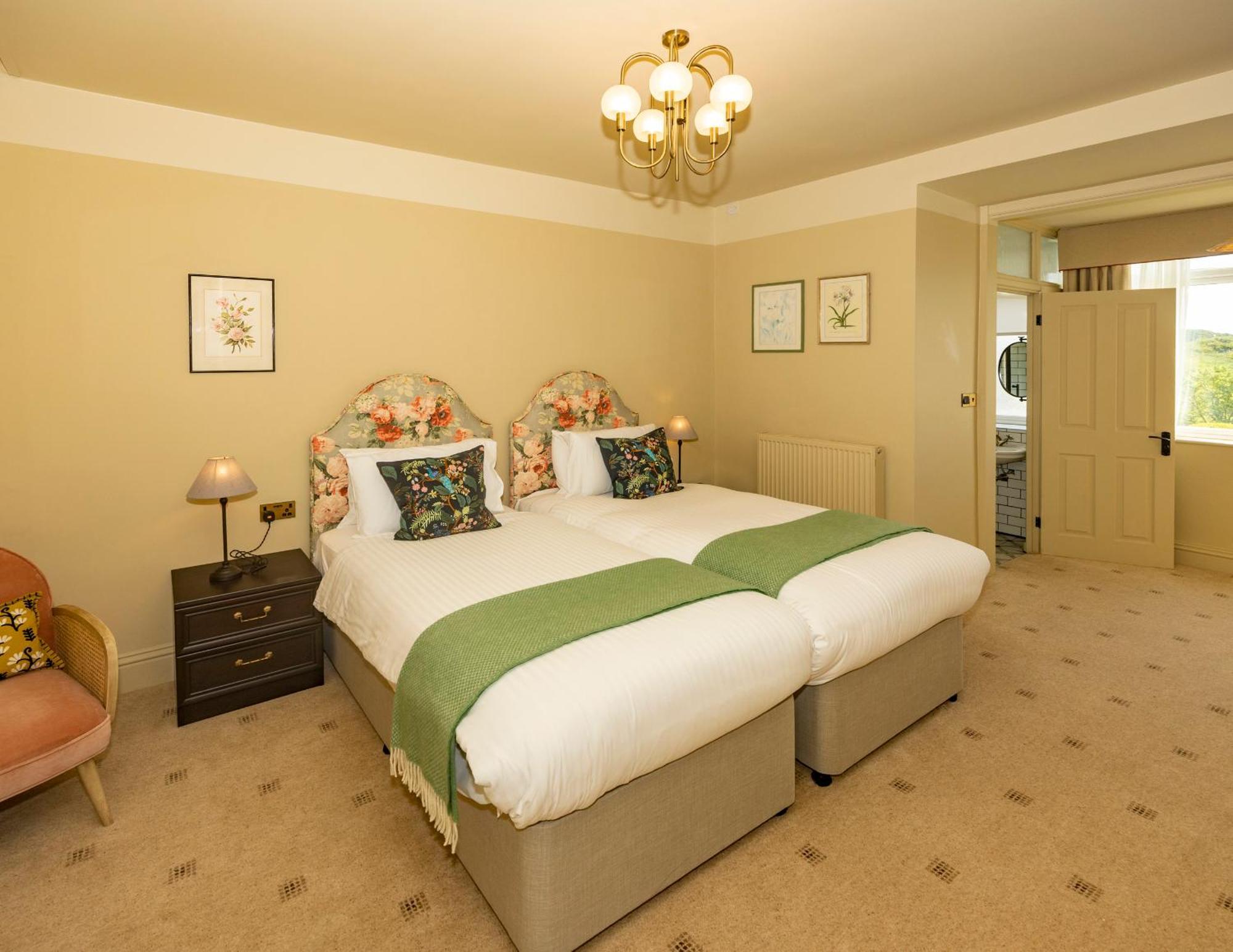 Eype's Mouth Country Hotel 3*